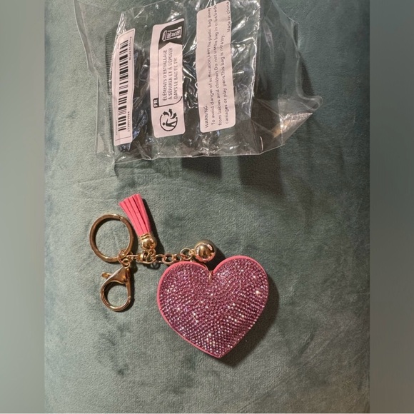 NWT—4 Key Chains/Purse Charms & 1 Tiny Cow—SPARKLY! Customer appreciation gifts! - Picture 4 of 13